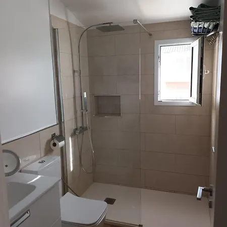 Agreable Avec Grande Terrasse Et Piscine Sonnenland