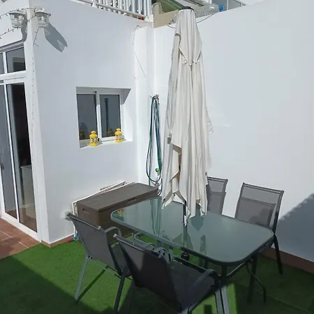 Agreable Avec Grande Terrasse Et Piscine Horská chata