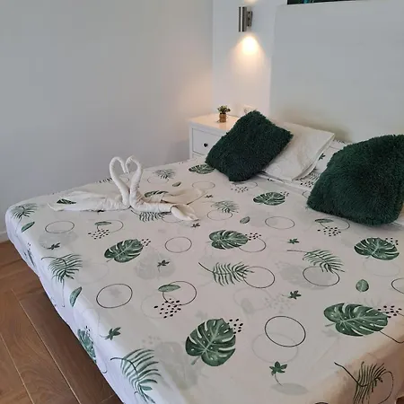 Agreable Avec Grande Terrasse Et Piscine * Sonnenland